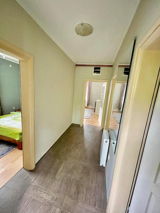 Underwoods Zabljak Guesthouse מראה חיצוני תמונה