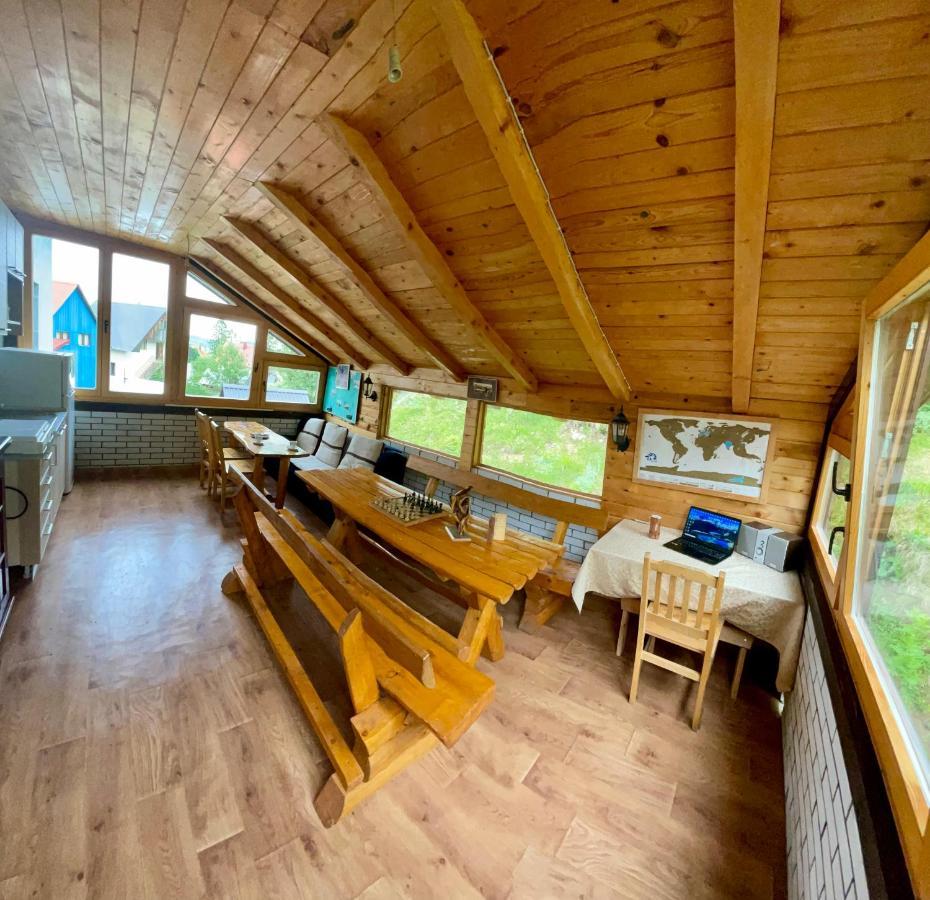 Underwoods Zabljak Guesthouse מראה חיצוני תמונה